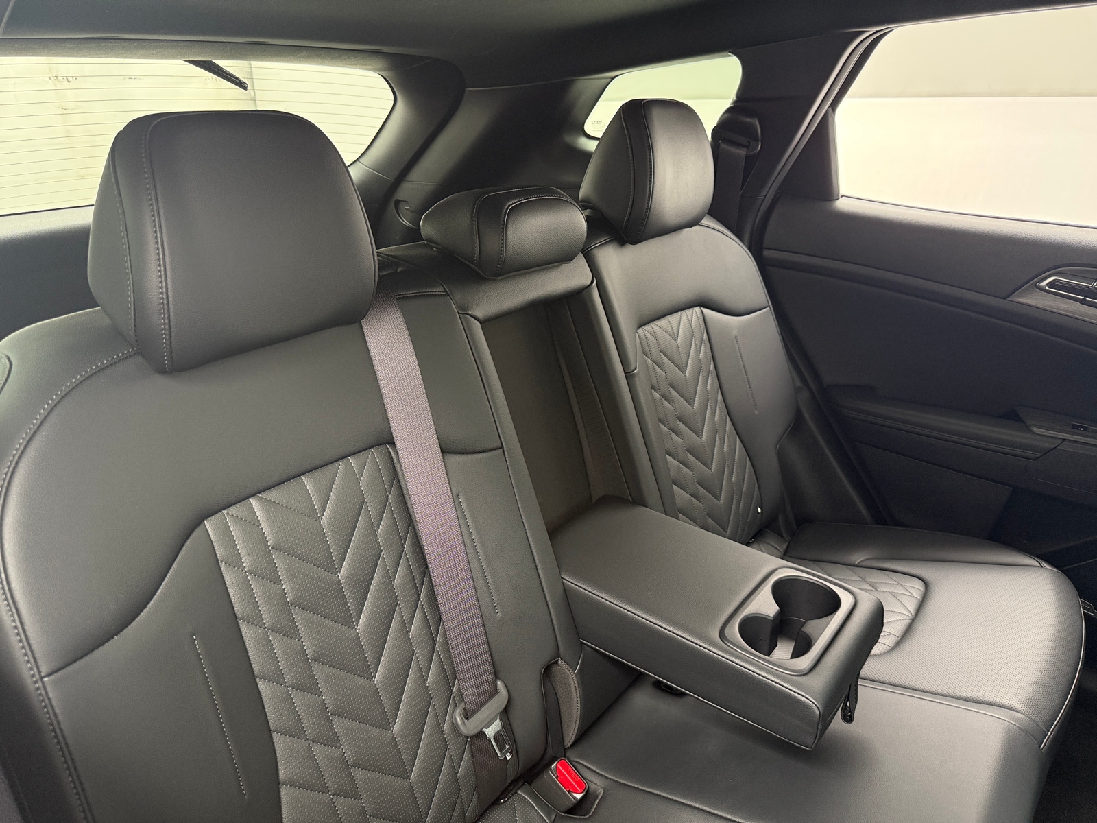 Thumbnail: 2023 Kia Sportage - 5