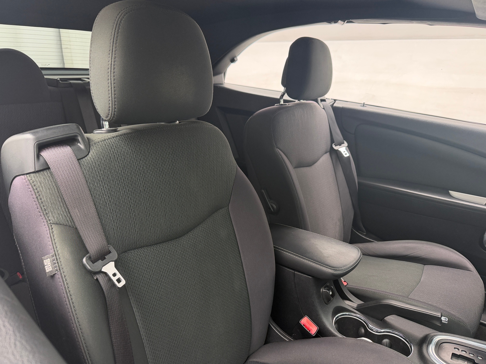 Thumbnail: 2012 Chrysler 200 - 2