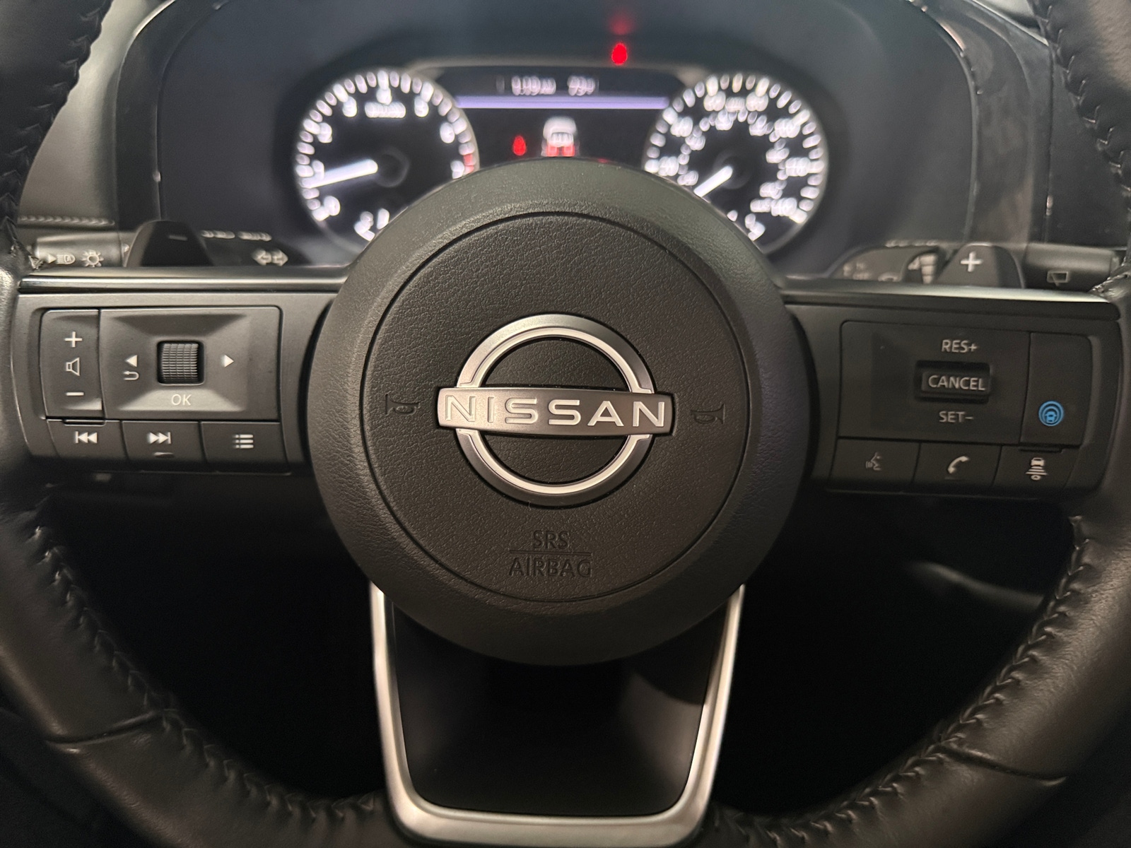 Thumbnail: 2024 Nissan Pathfinder - 5