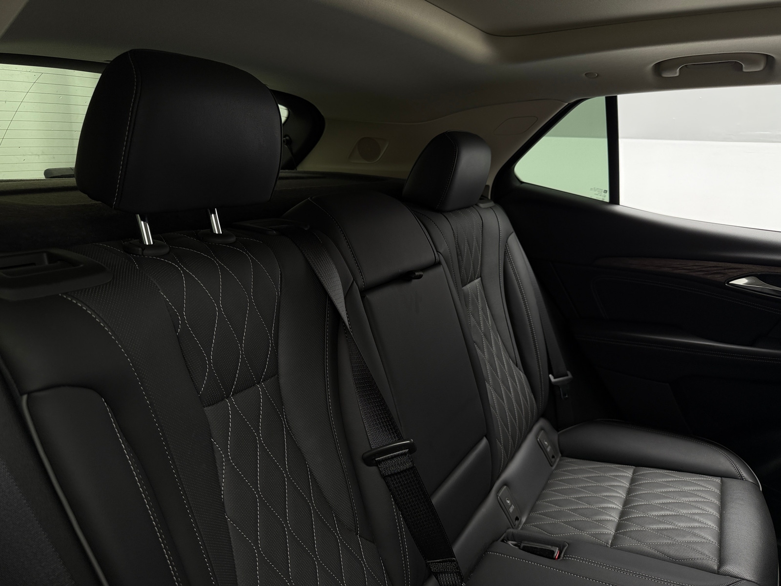 Thumbnail: 2023 Buick Envision - 5