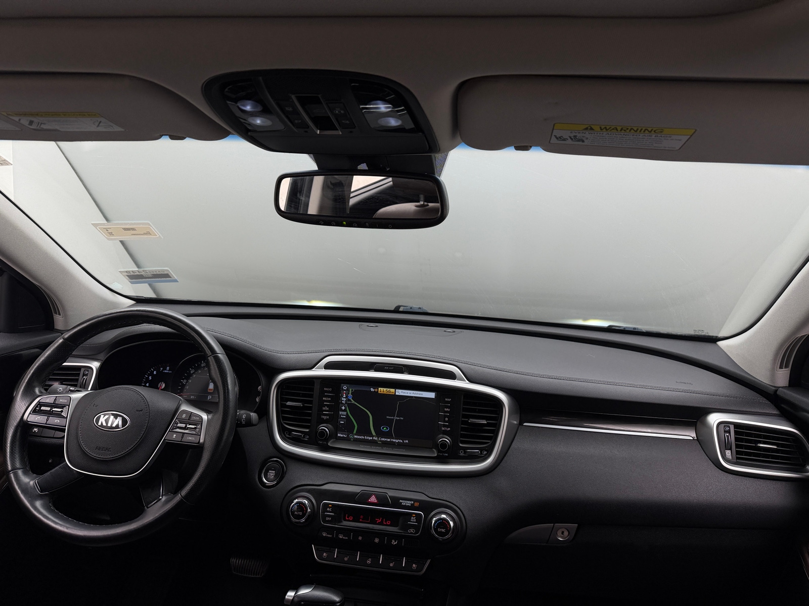 Thumbnail: 2019 Kia Sorento - 2