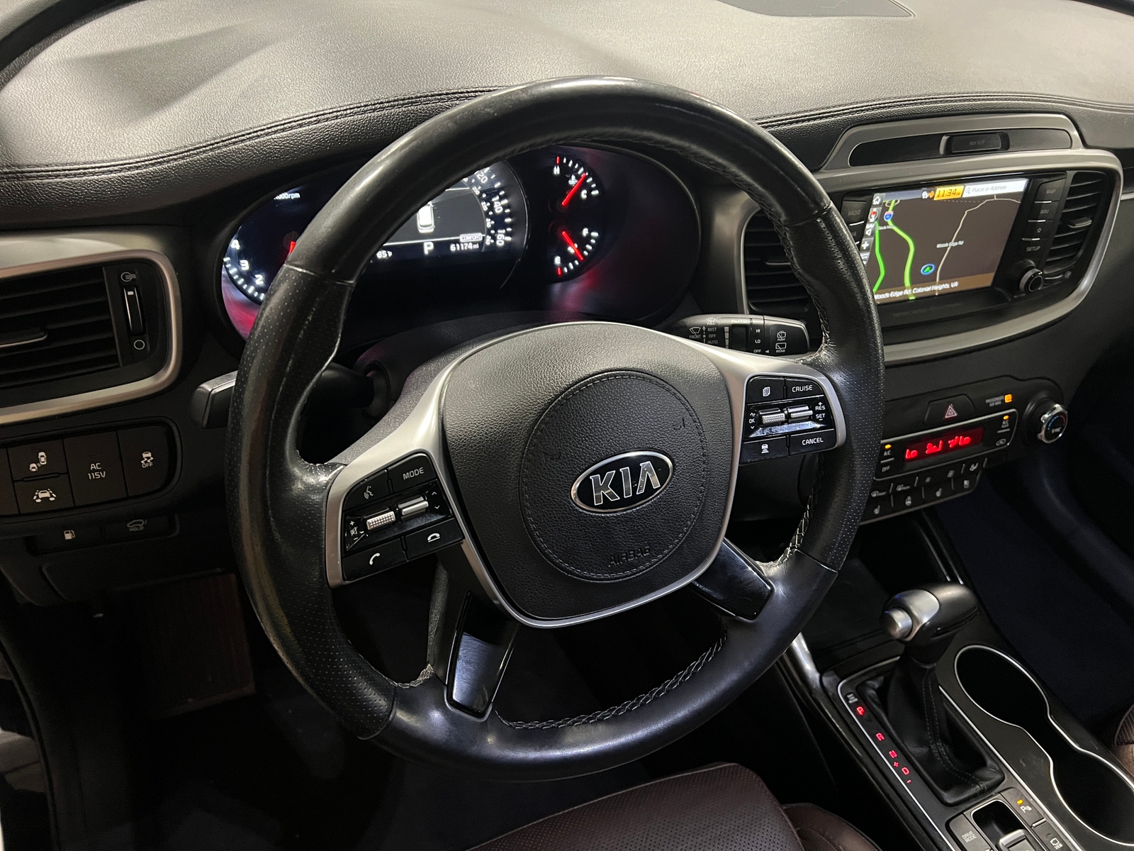 Thumbnail: 2019 Kia Sorento - 4
