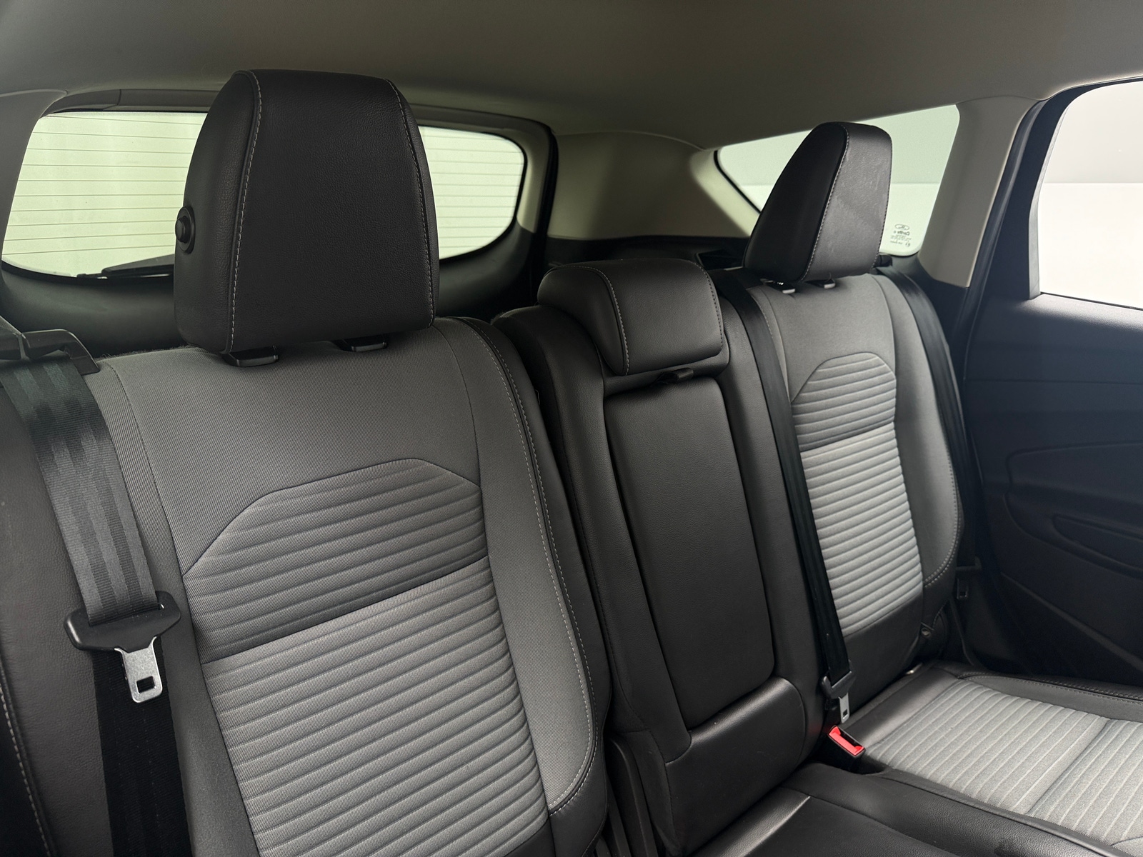 Thumbnail: 2019 Ford Escape - 6