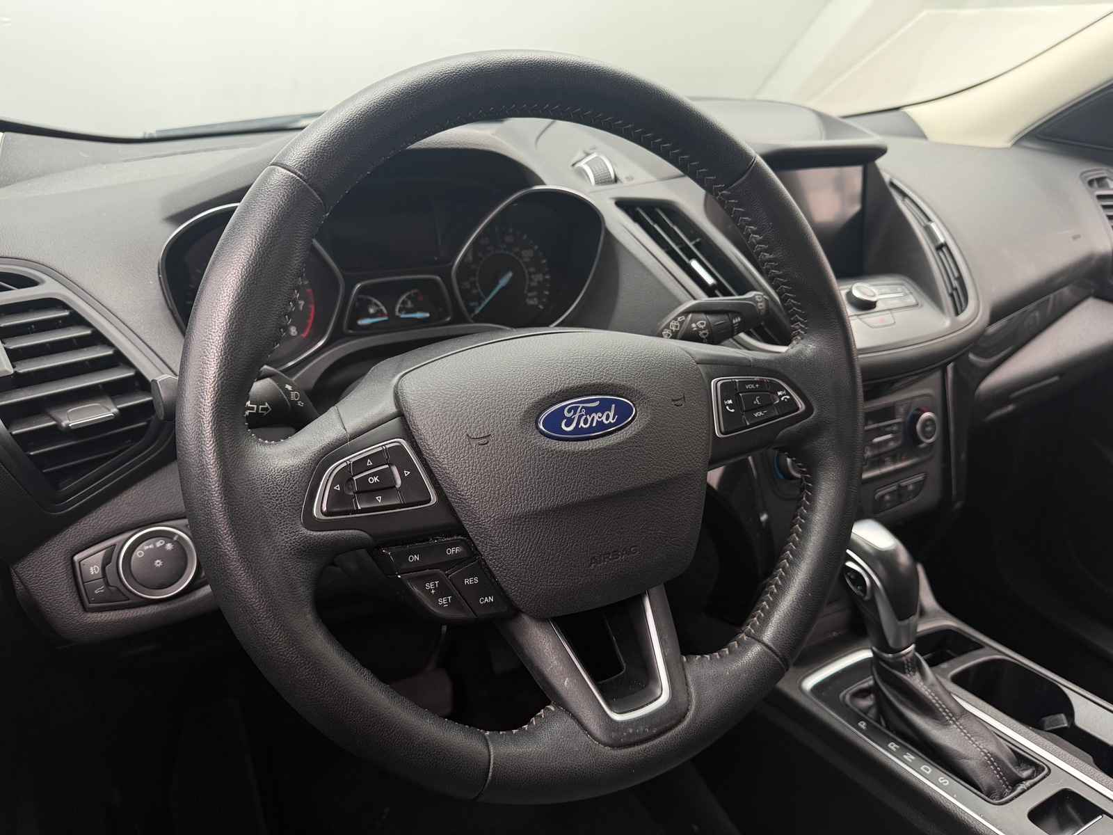 Thumbnail: 2019 Ford Escape - 5