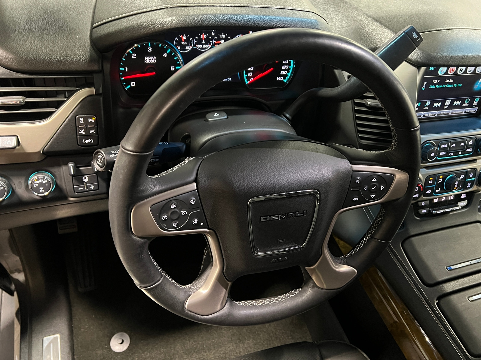 Thumbnail: 2017 GMC Yukon - 4
