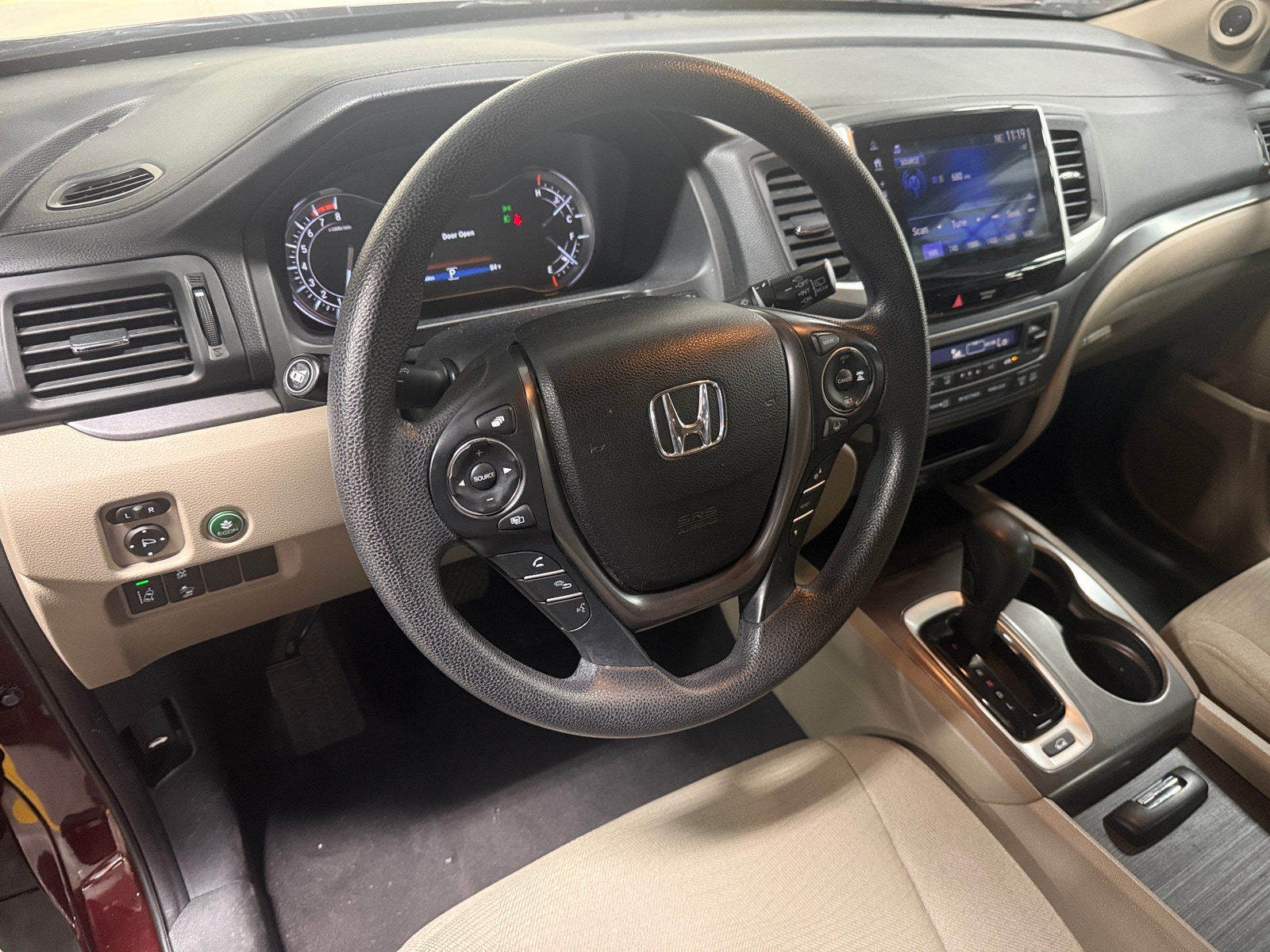 Thumbnail: 2018 Honda Pilot - 5