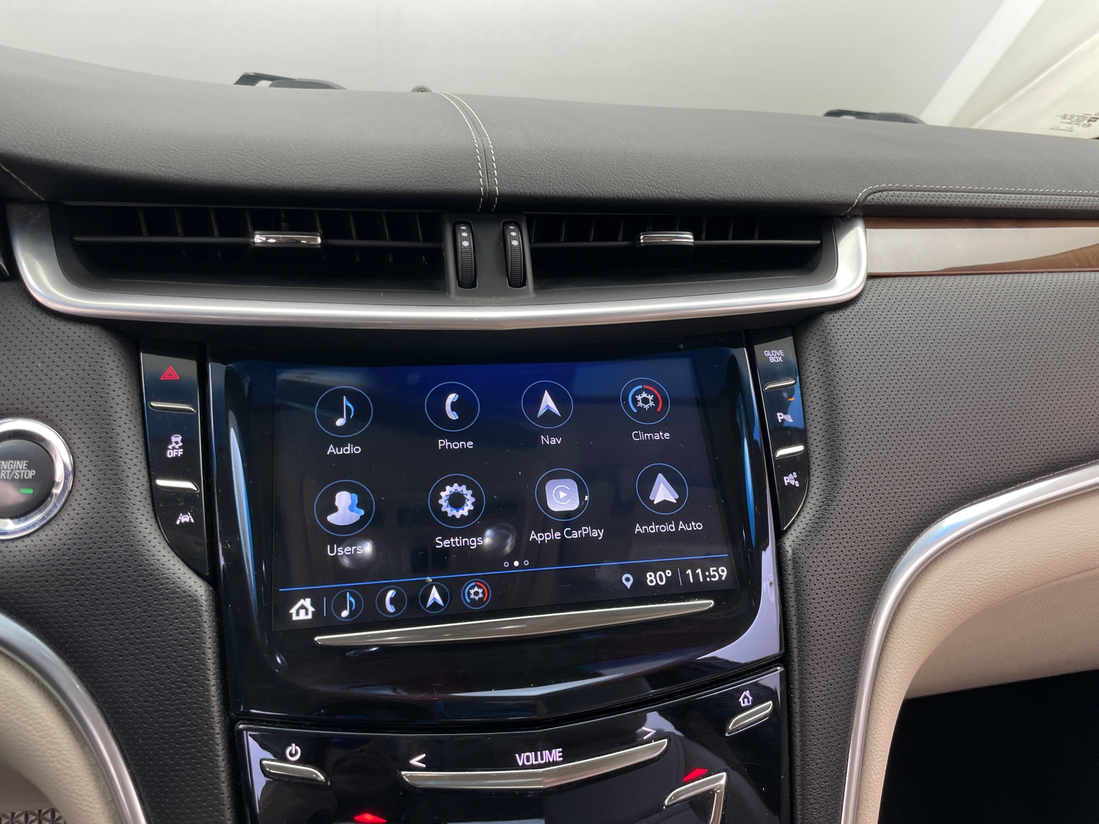 Thumbnail: 2018 Cadillac XTS - 3