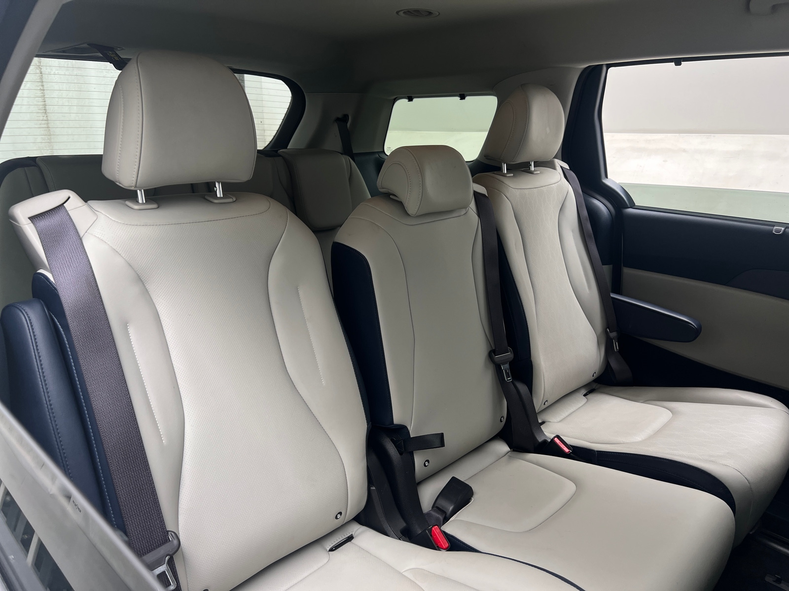 Thumbnail: 2025 Kia Carnival - 5