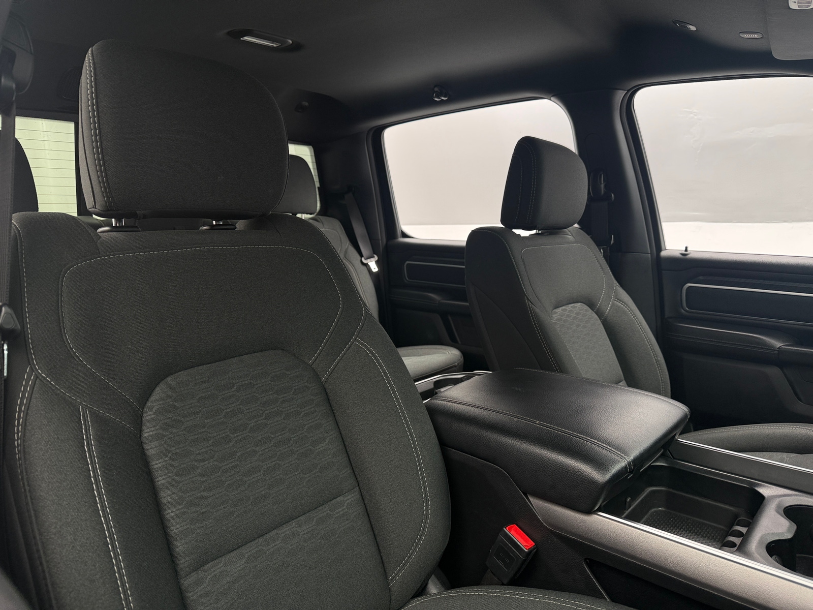 Thumbnail: 2025 RAM 1500 - 2