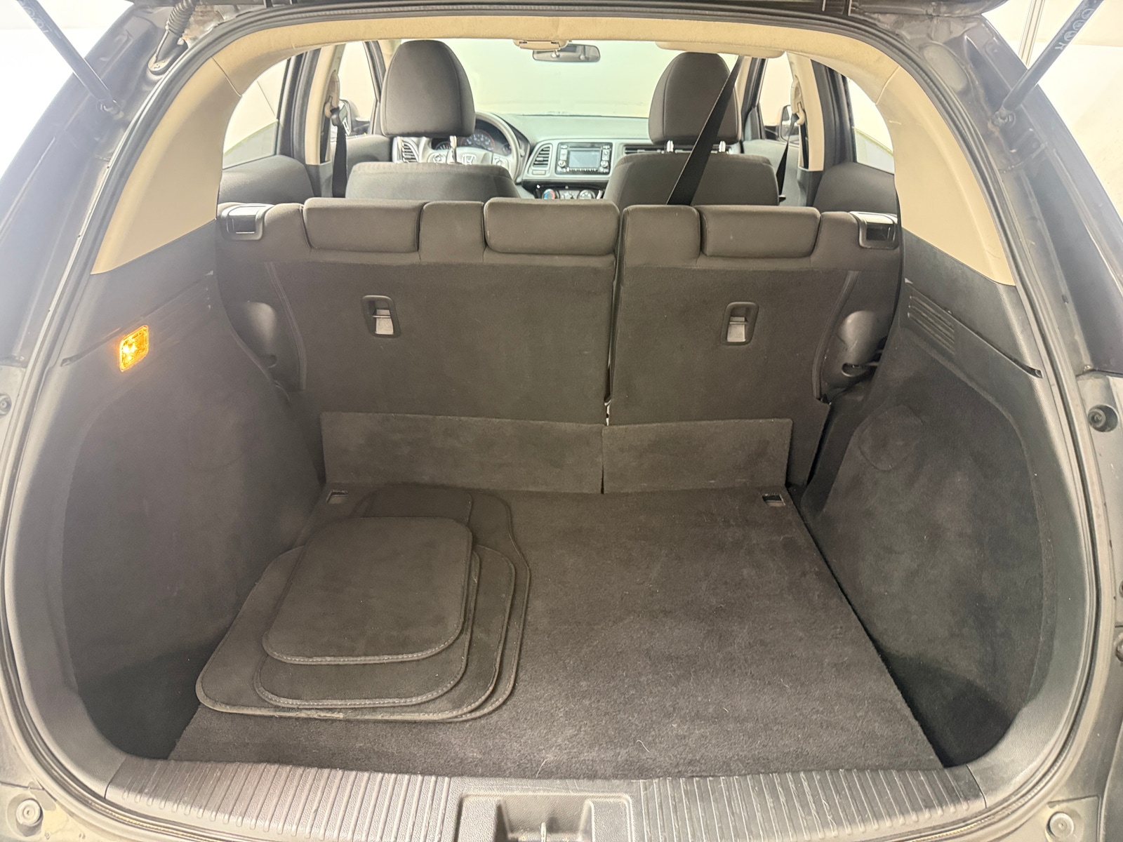 Thumbnail: 2016 Honda HR-V - 7