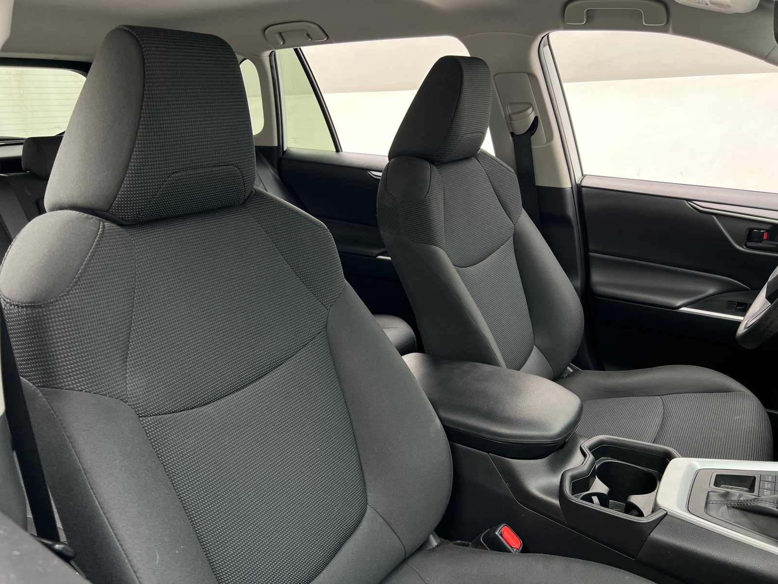 Thumbnail: 2021 Toyota RAV4 - 2