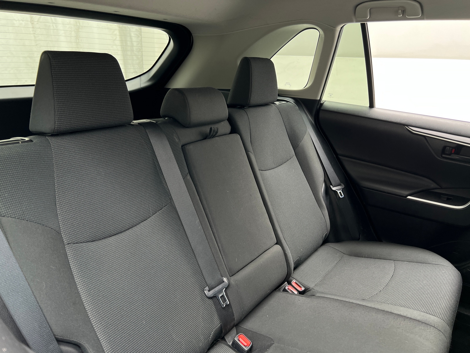 Thumbnail: 2021 Toyota RAV4 - 6