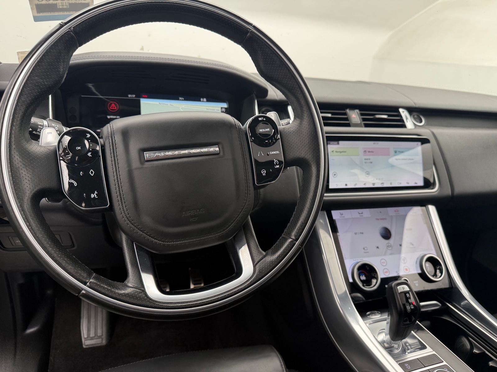 Thumbnail: 2018 Land Rover Range Rover Sport - 4