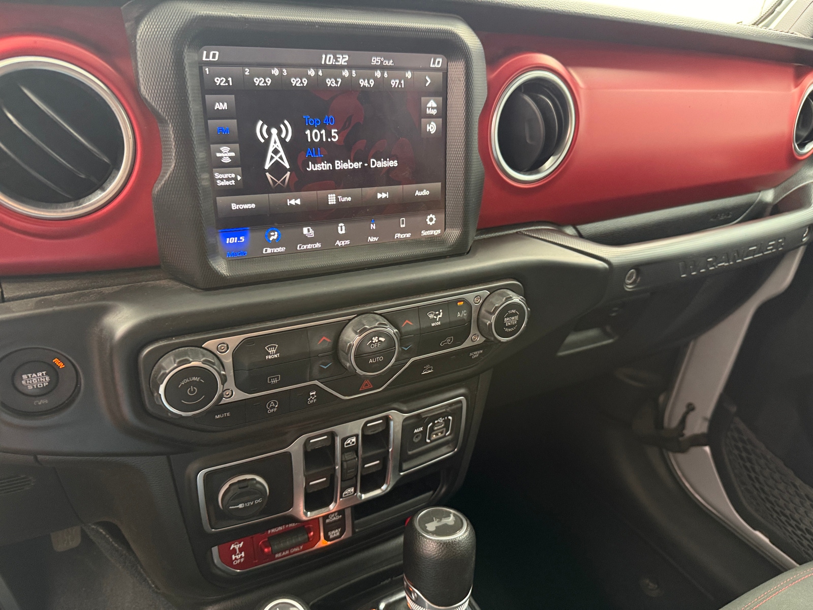 Thumbnail: 2022 Jeep Wrangler - 4
