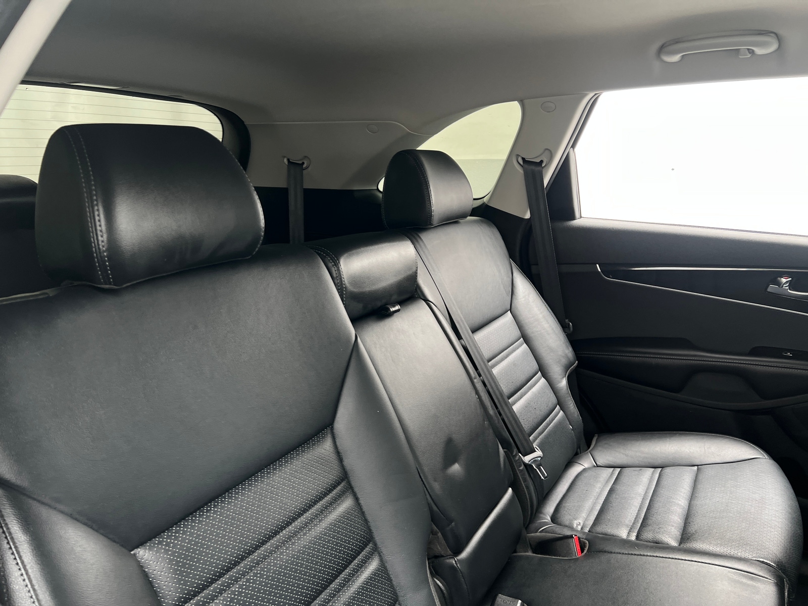Thumbnail: 2019 Kia Sorento - 5