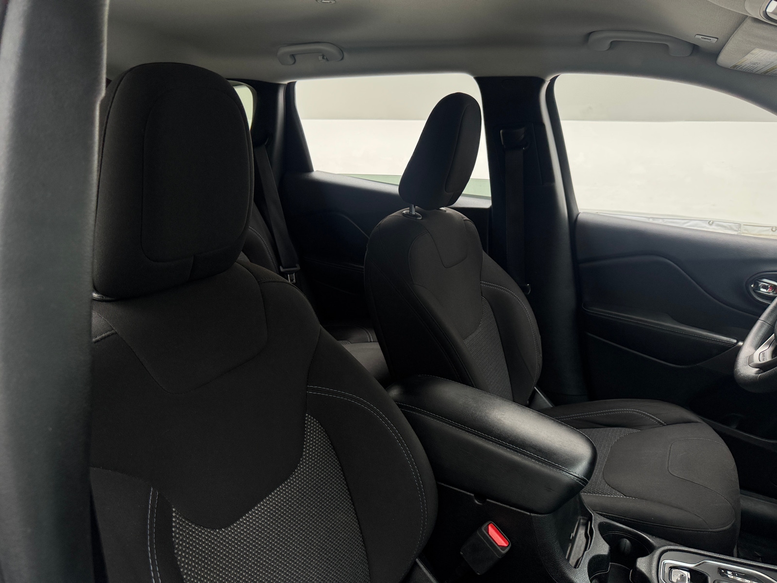 Thumbnail: 2019 Jeep Cherokee - 2