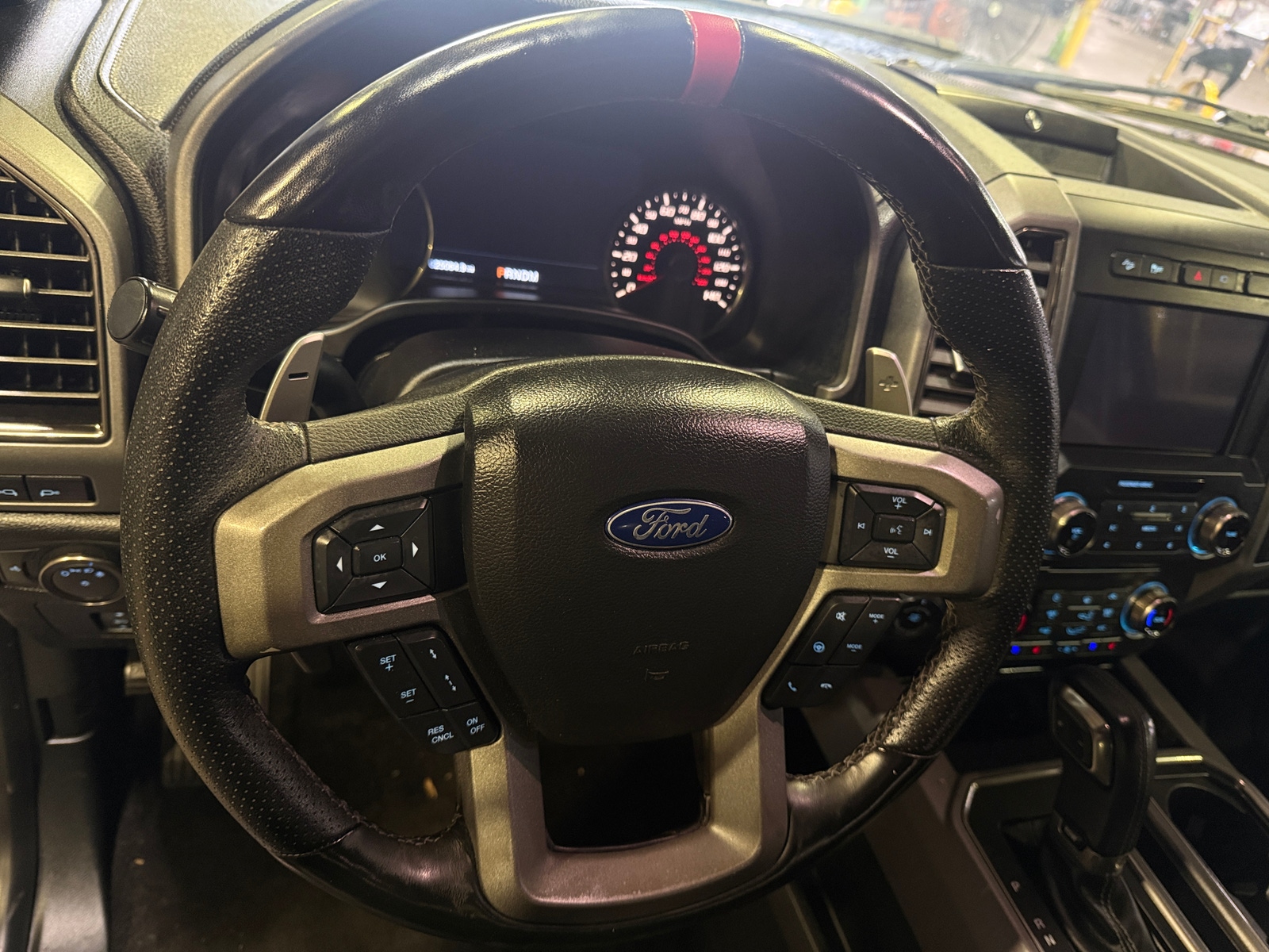 Thumbnail: 2018 Ford Econoline - 5