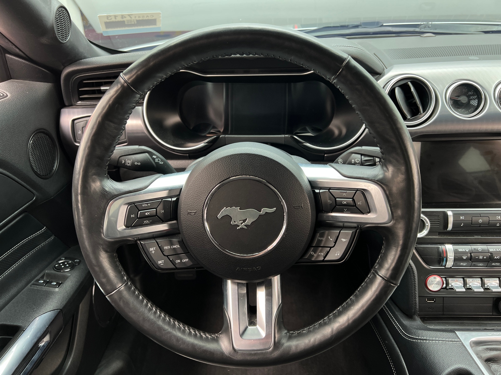 Thumbnail: 2022 Ford Mustang - 4