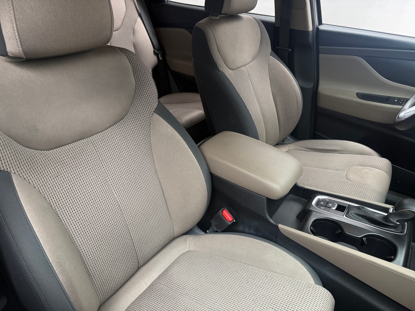 Thumbnail: 2019 Hyundai Santa Fe - 2