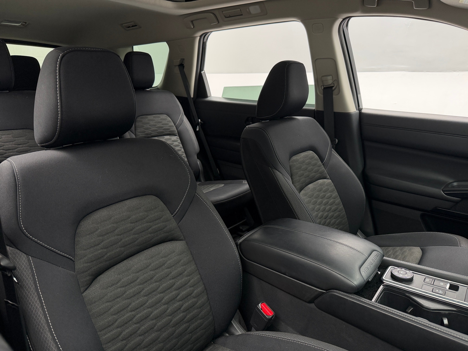 Thumbnail: 2023 Nissan Pathfinder - 2