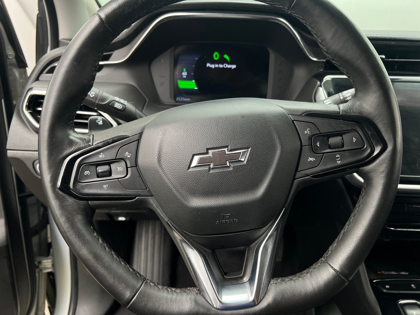 Thumbnail: 2023 Chevrolet Bolt EUV - 4