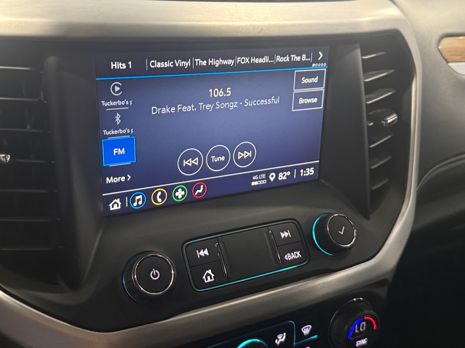 Thumbnail: 2022 GMC Acadia - 4