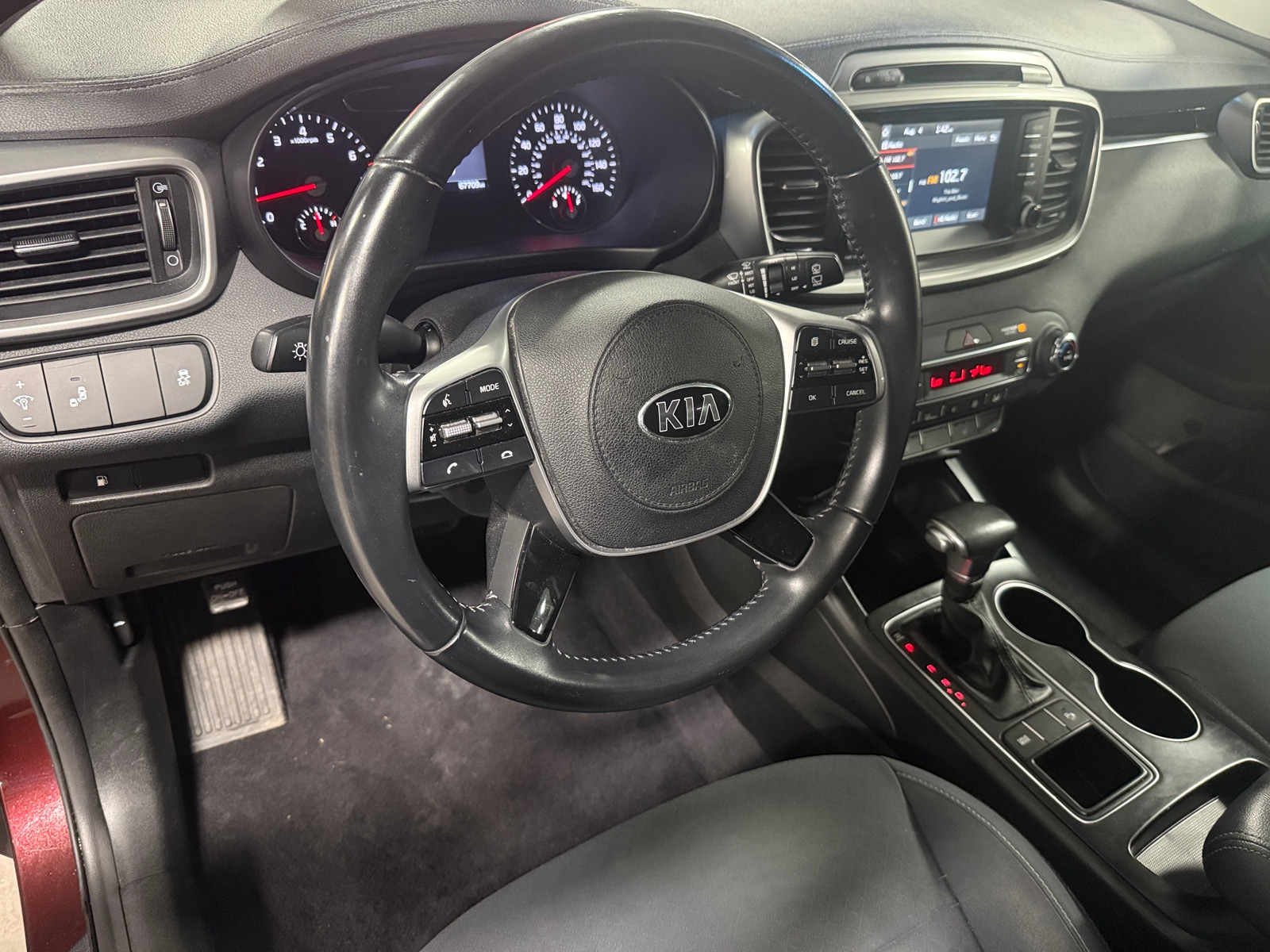 Thumbnail: 2019 Kia Sorento - 5
