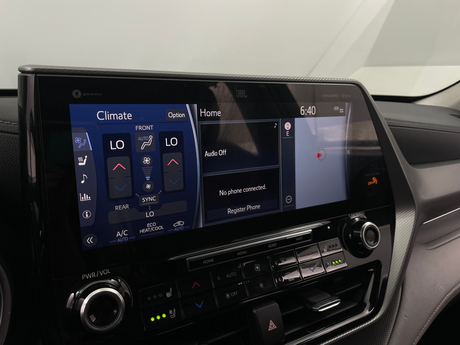 Thumbnail: 2020 Toyota Highlander - 3