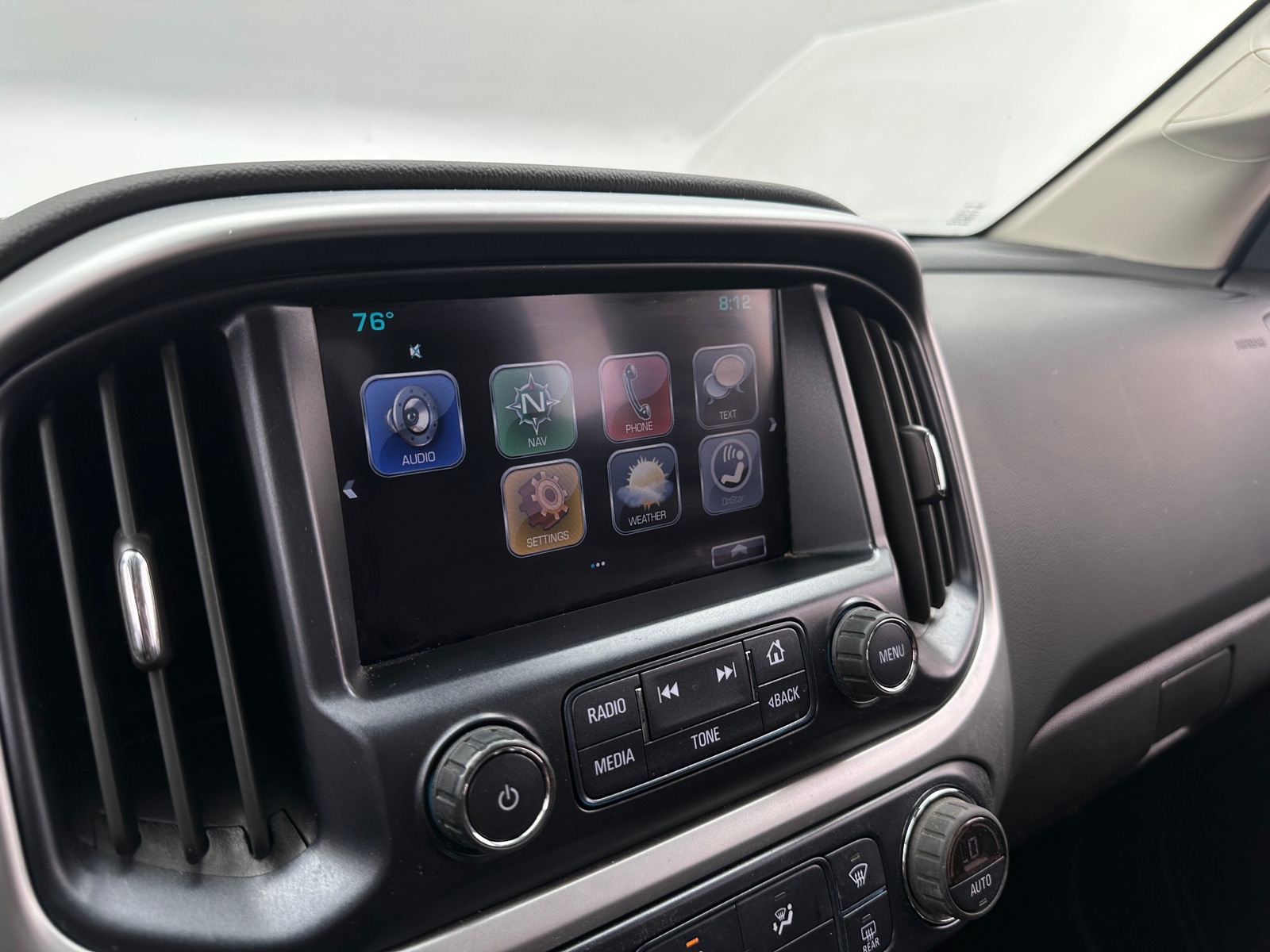Thumbnail: 2018 Chevrolet Colorado - 3