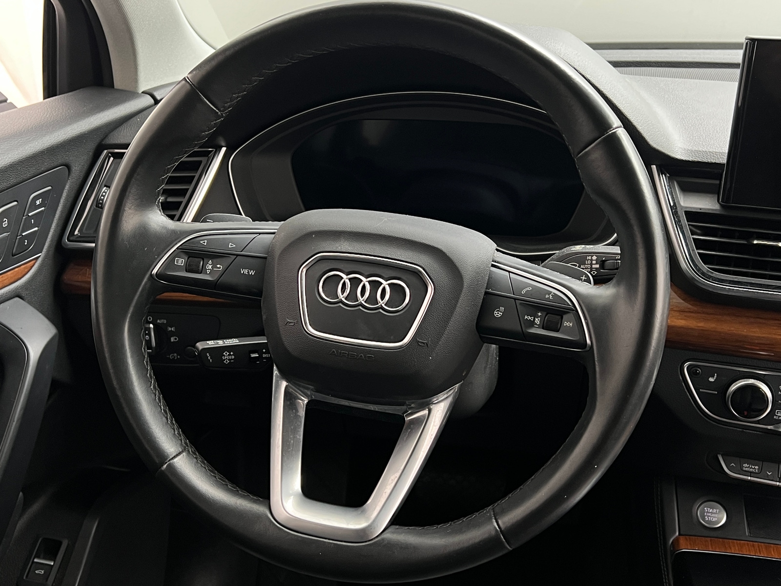 Thumbnail: 2021 Audi Q5 - 4