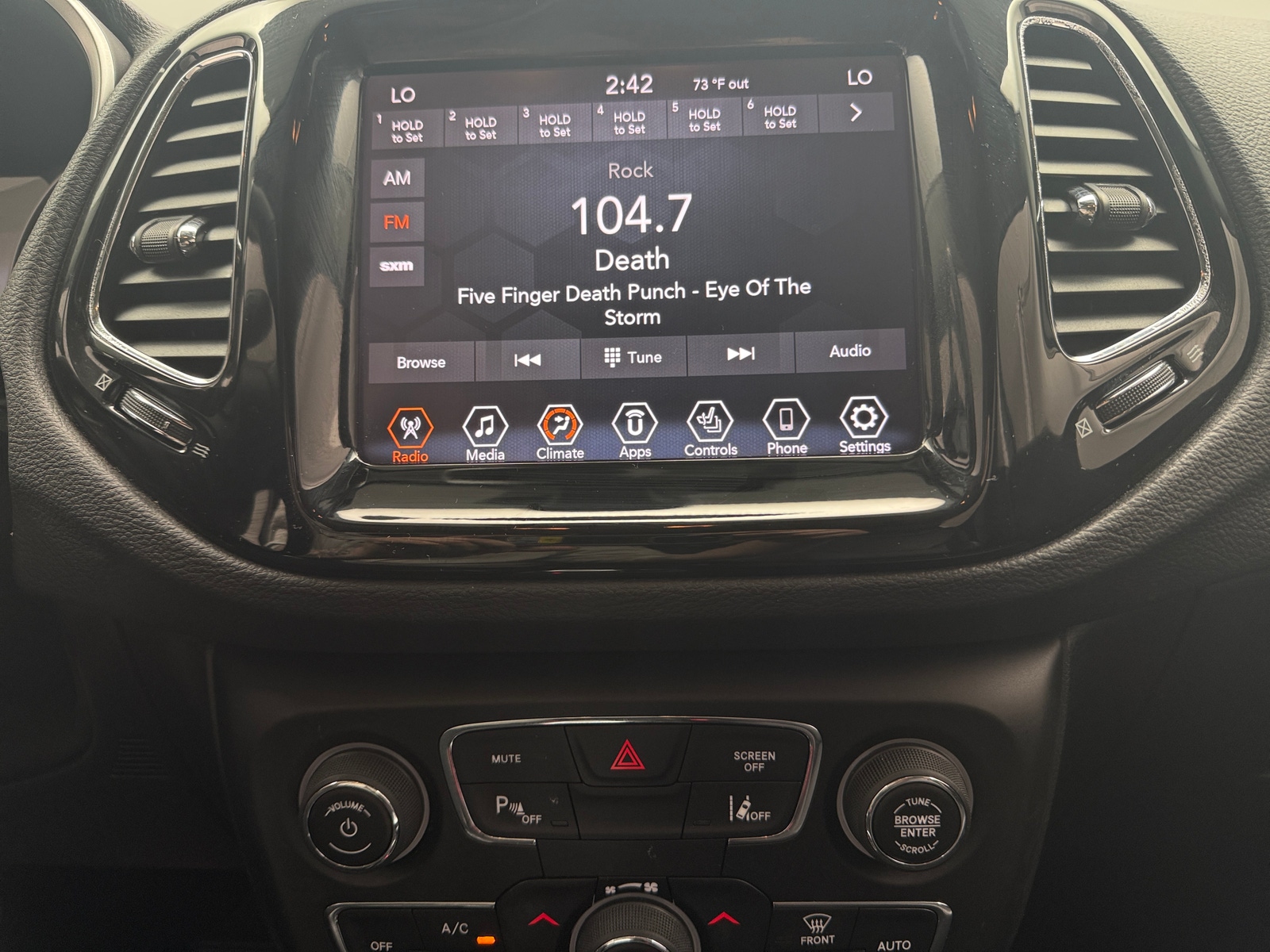Thumbnail: 2021 Jeep Compass - 3