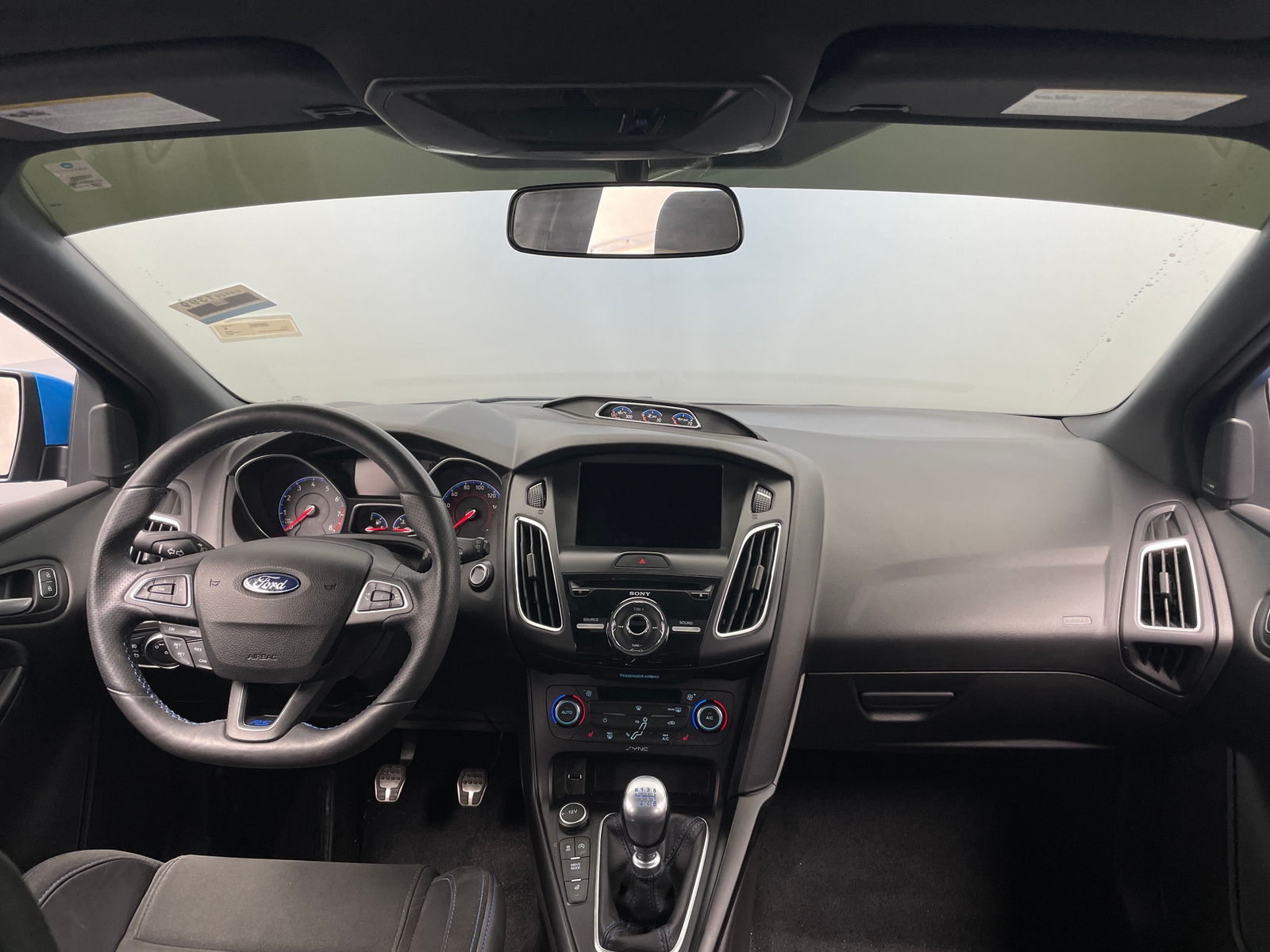 Thumbnail: 2017 Ford Focus - 3
