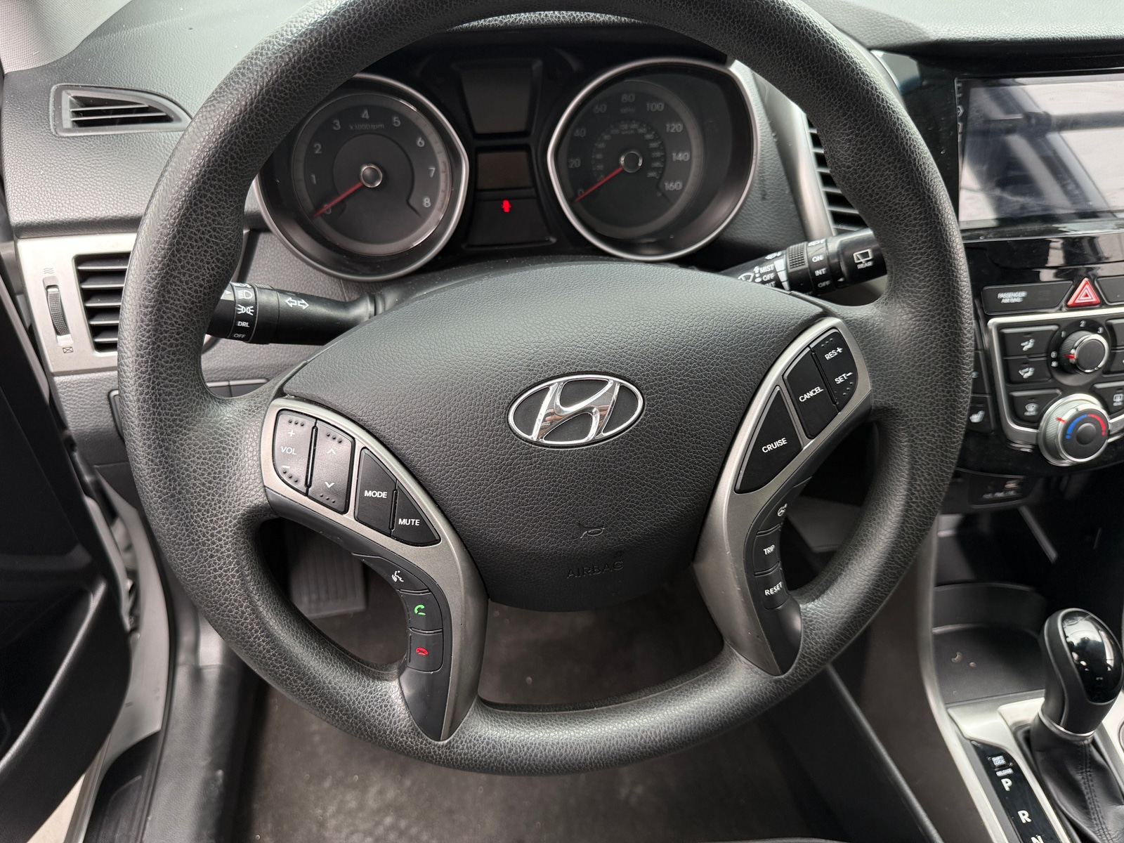 Thumbnail: 2016 Hyundai Elantra - 5