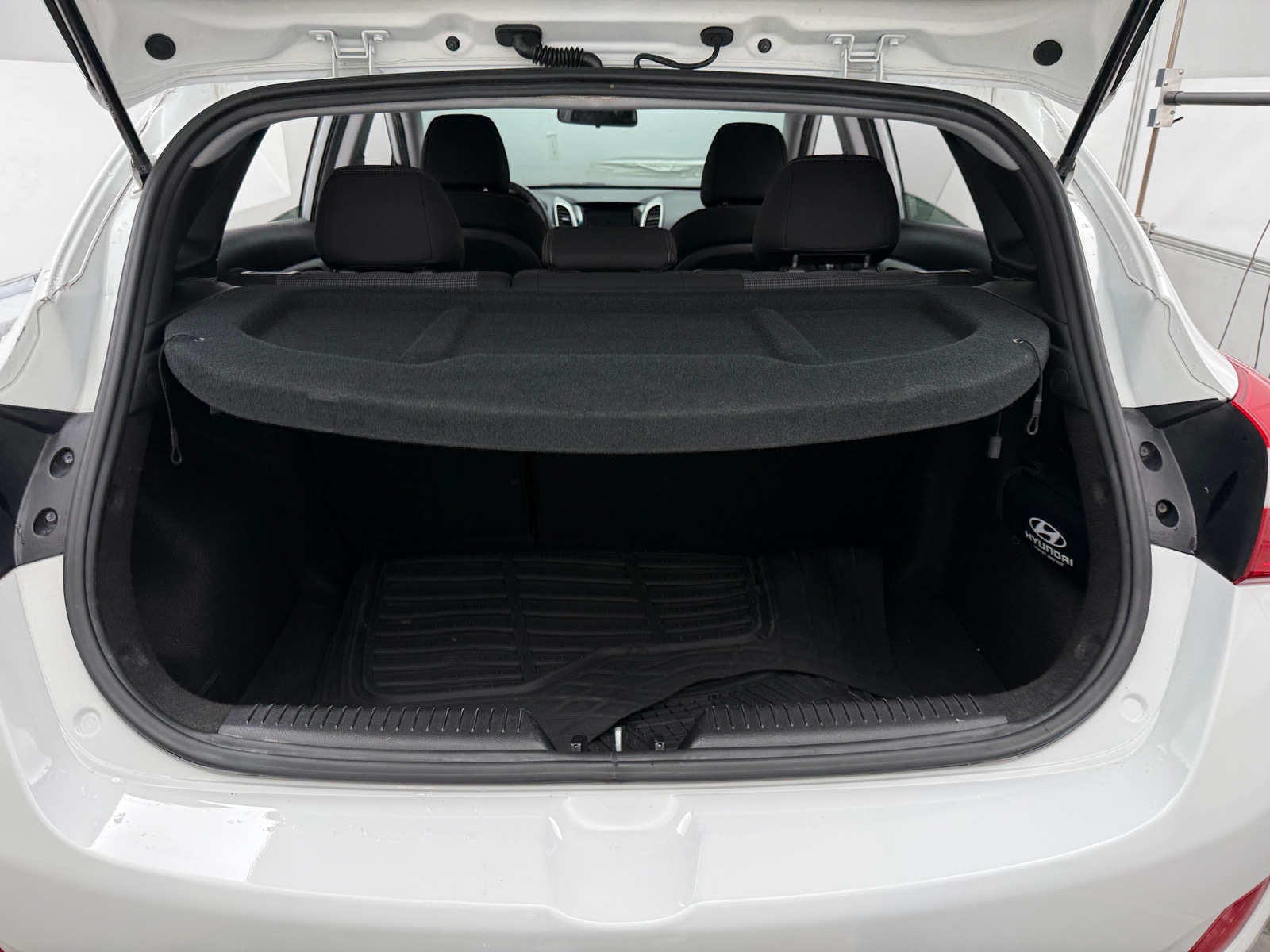 Thumbnail: 2016 Hyundai Elantra - 7