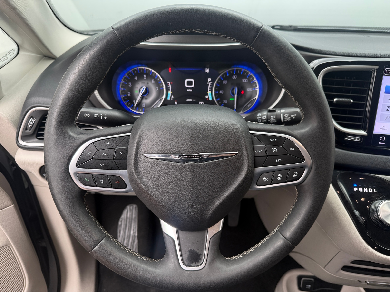 Thumbnail: 2024 Chrysler Pacifica - 4