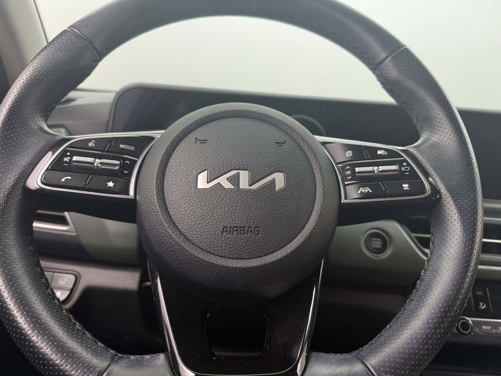 Thumbnail: 2024 Kia Seltos - 4