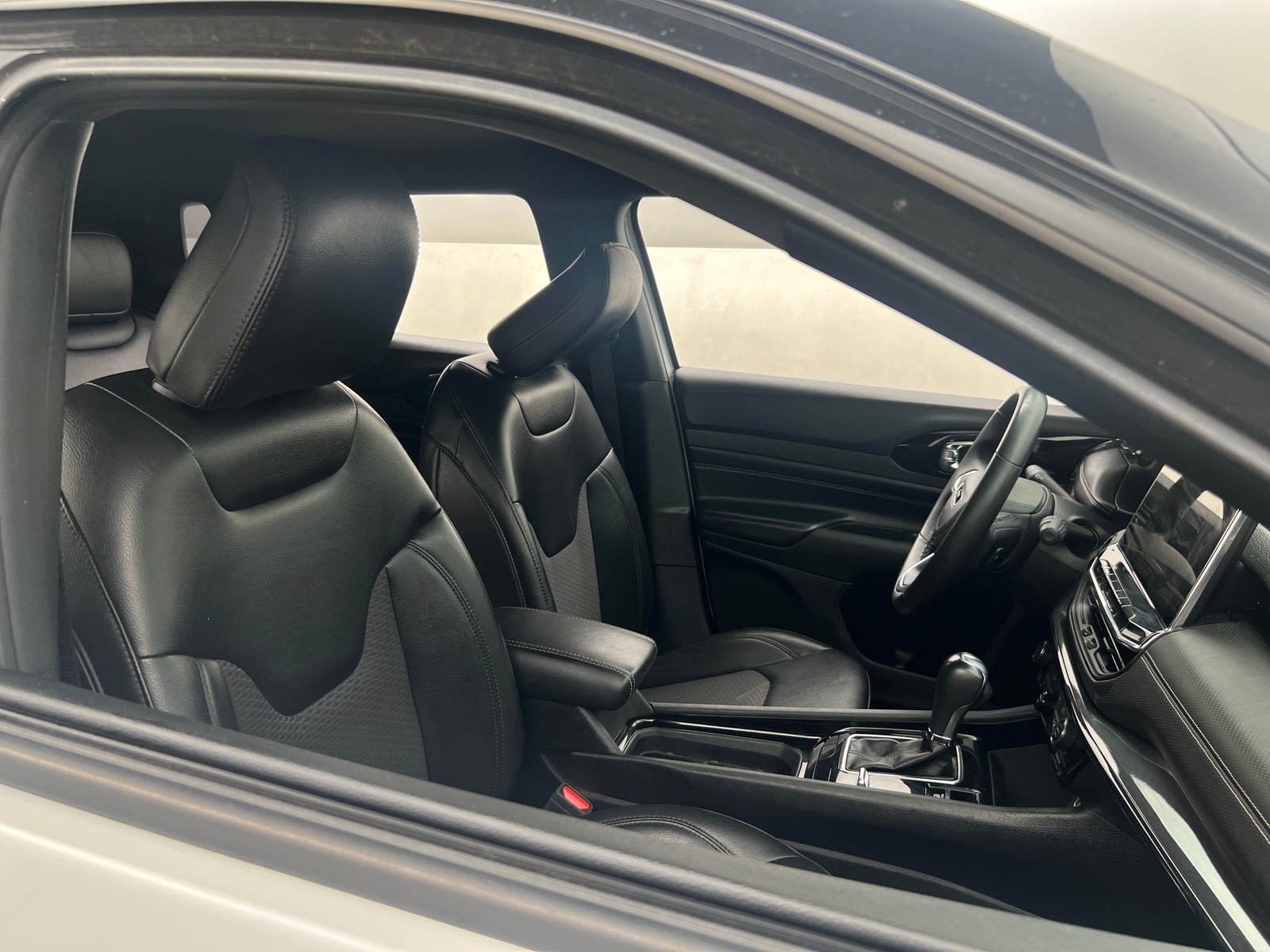Thumbnail: 2022 Jeep Compass - 2