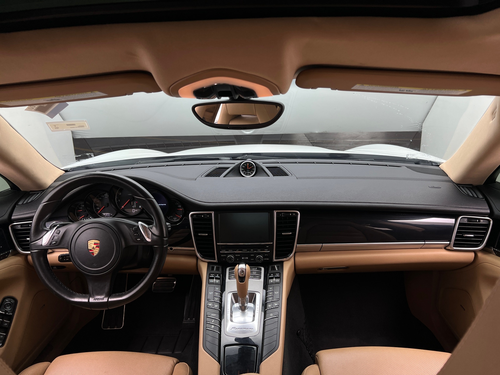 Thumbnail: 2015 Porsche Panamera - 2