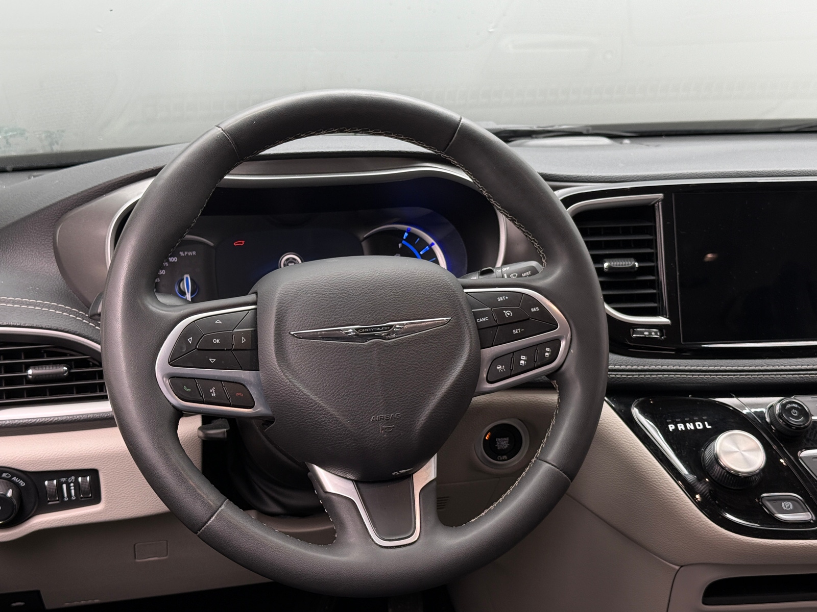Thumbnail: 2024 Chrysler Pacifica - 4