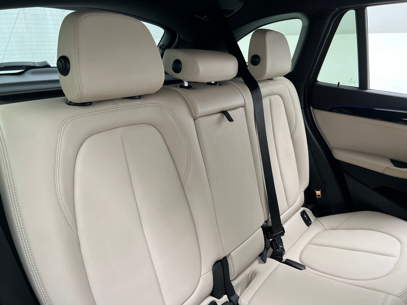 Thumbnail: 2021 BMW X1 - 5