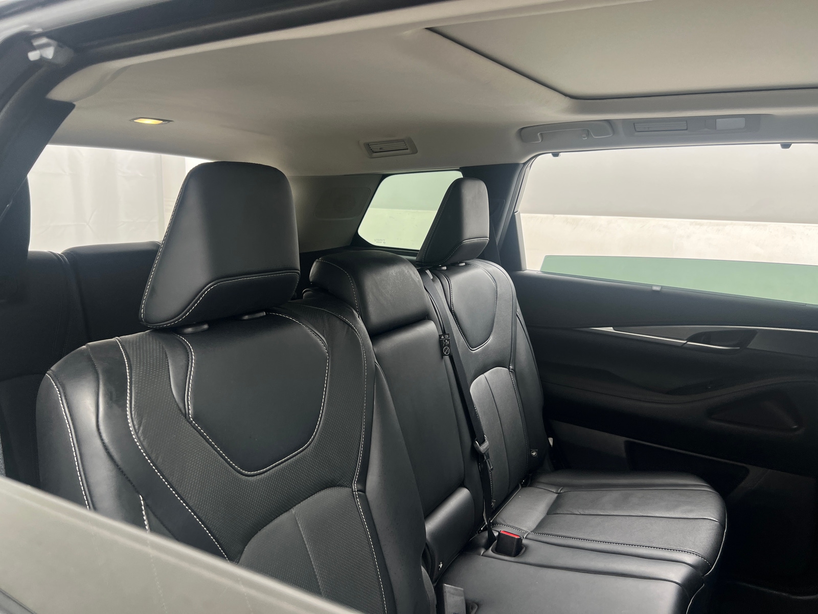 Thumbnail: 2023 INFINITI QX60 - 5