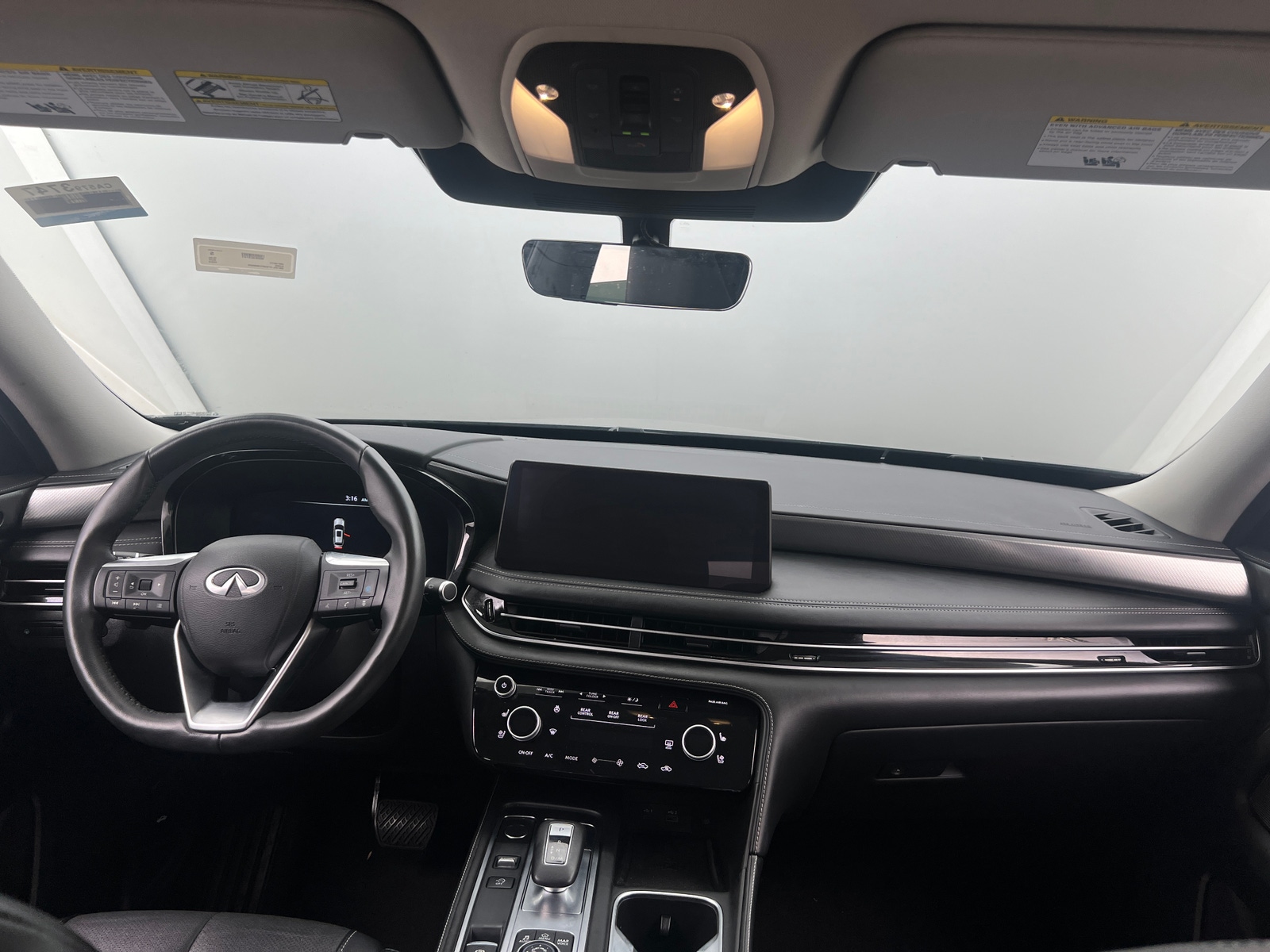Thumbnail: 2023 INFINITI QX60 - 2