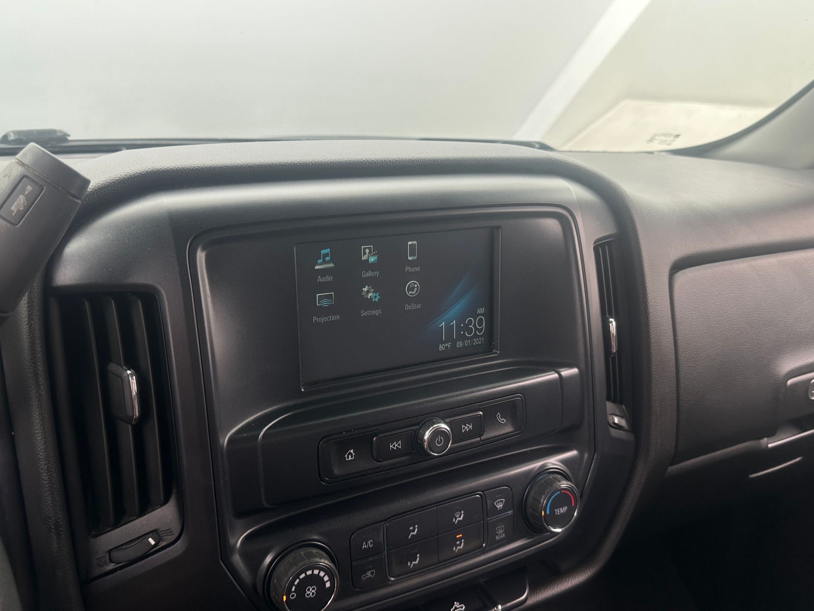 Thumbnail: 2019 Chevrolet Silverado 1500 - 4