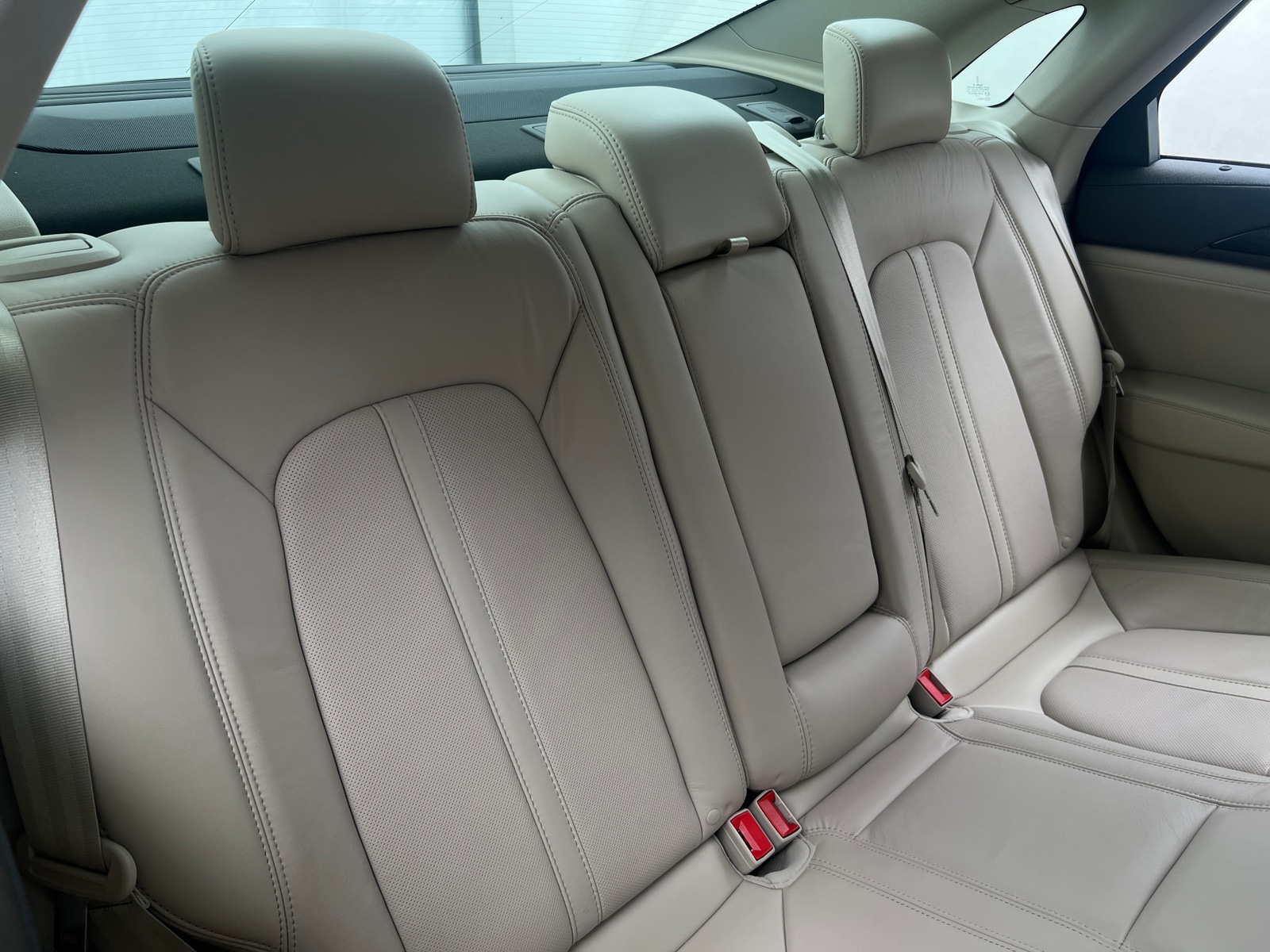 Thumbnail: 2020 Lincoln MKZ - 5