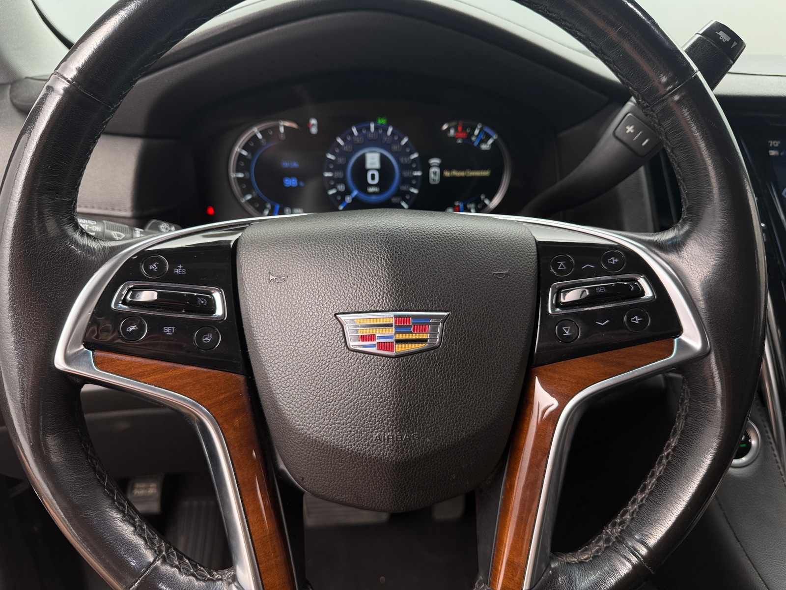 Thumbnail: 2019 Cadillac Escalade - 4
