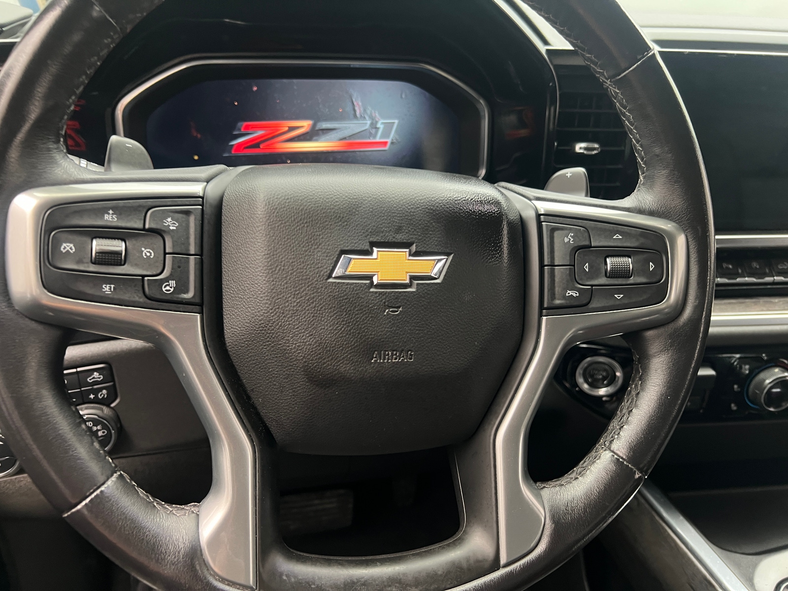 Thumbnail: 2022 Chevrolet Silverado 1500 - 4