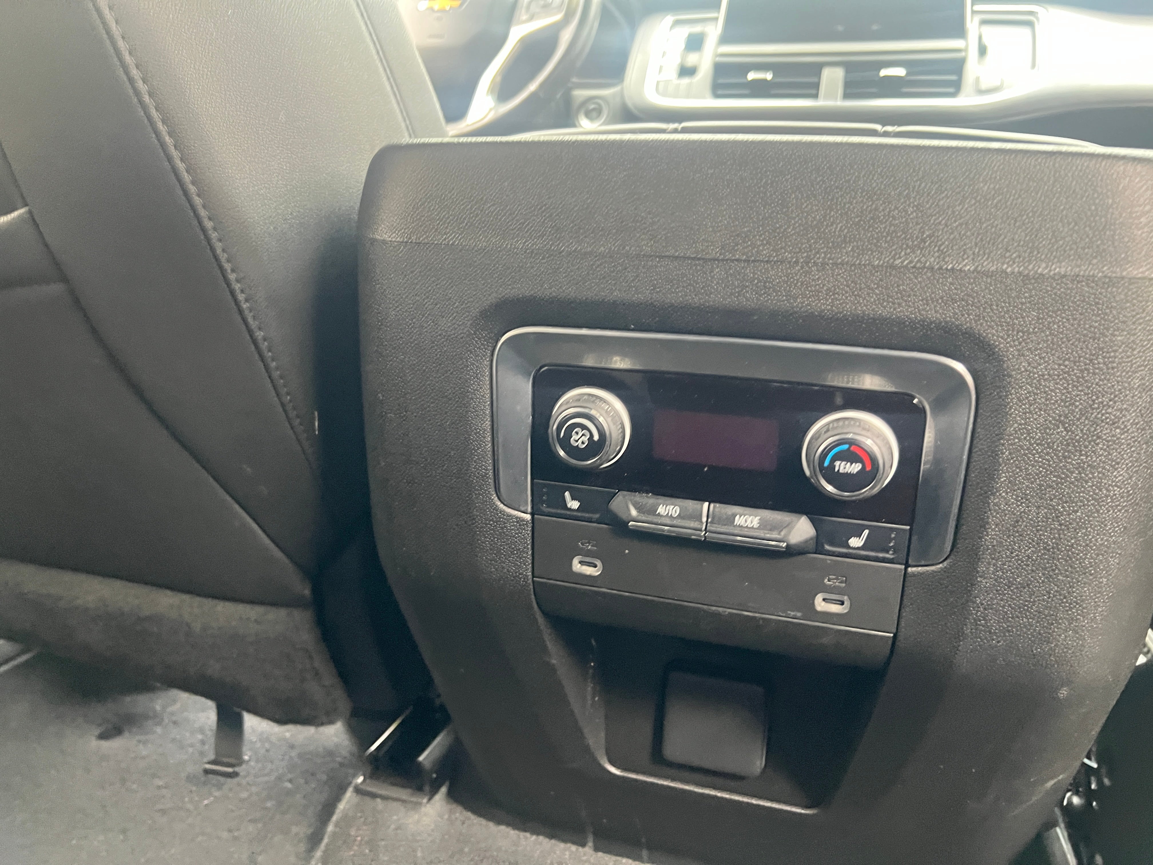 2022 Chevrolet Tahoe LT - Photo 4