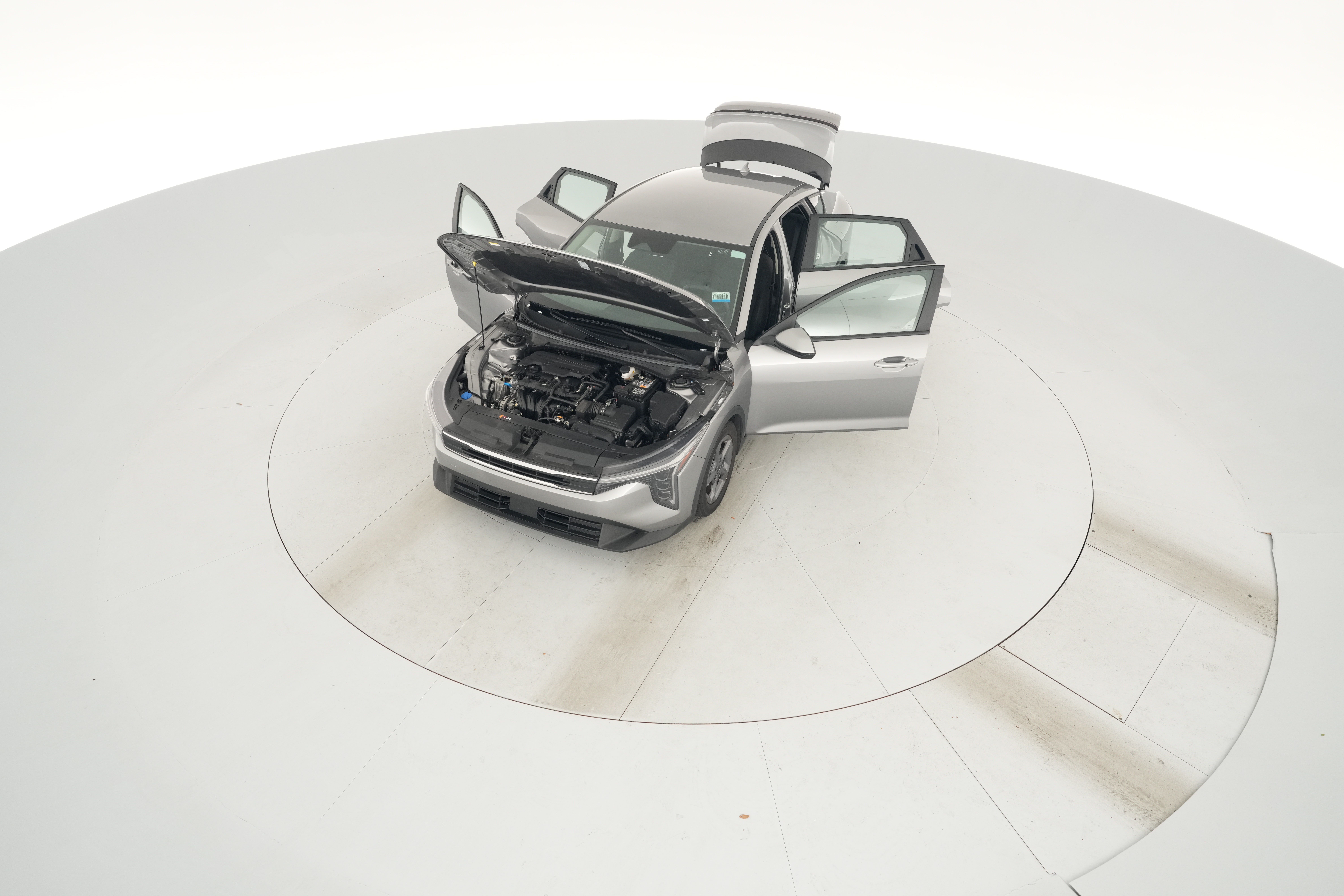 2025 Kia K4 LXS - Photo 40