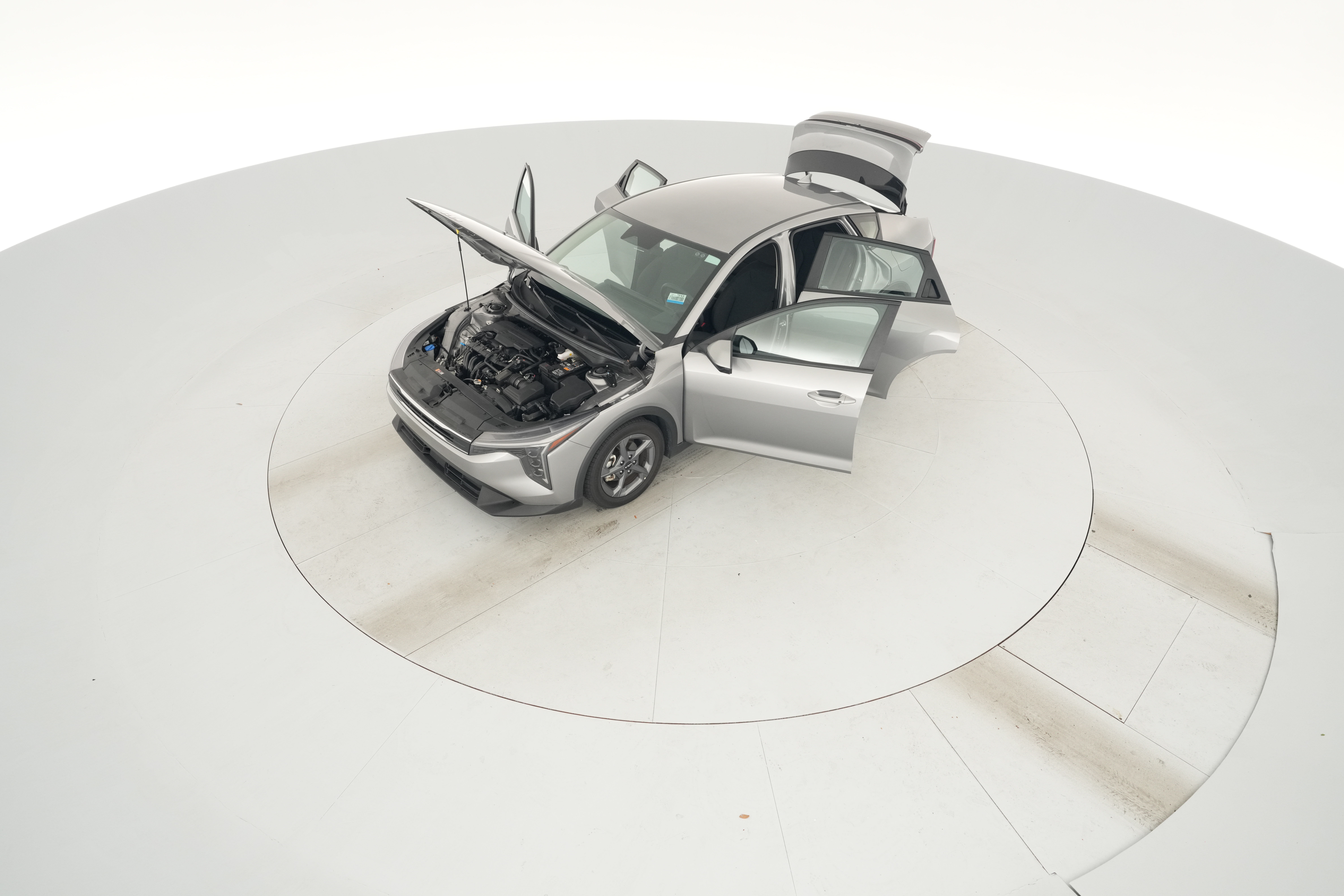 2025 Kia K4 LXS - Photo 41