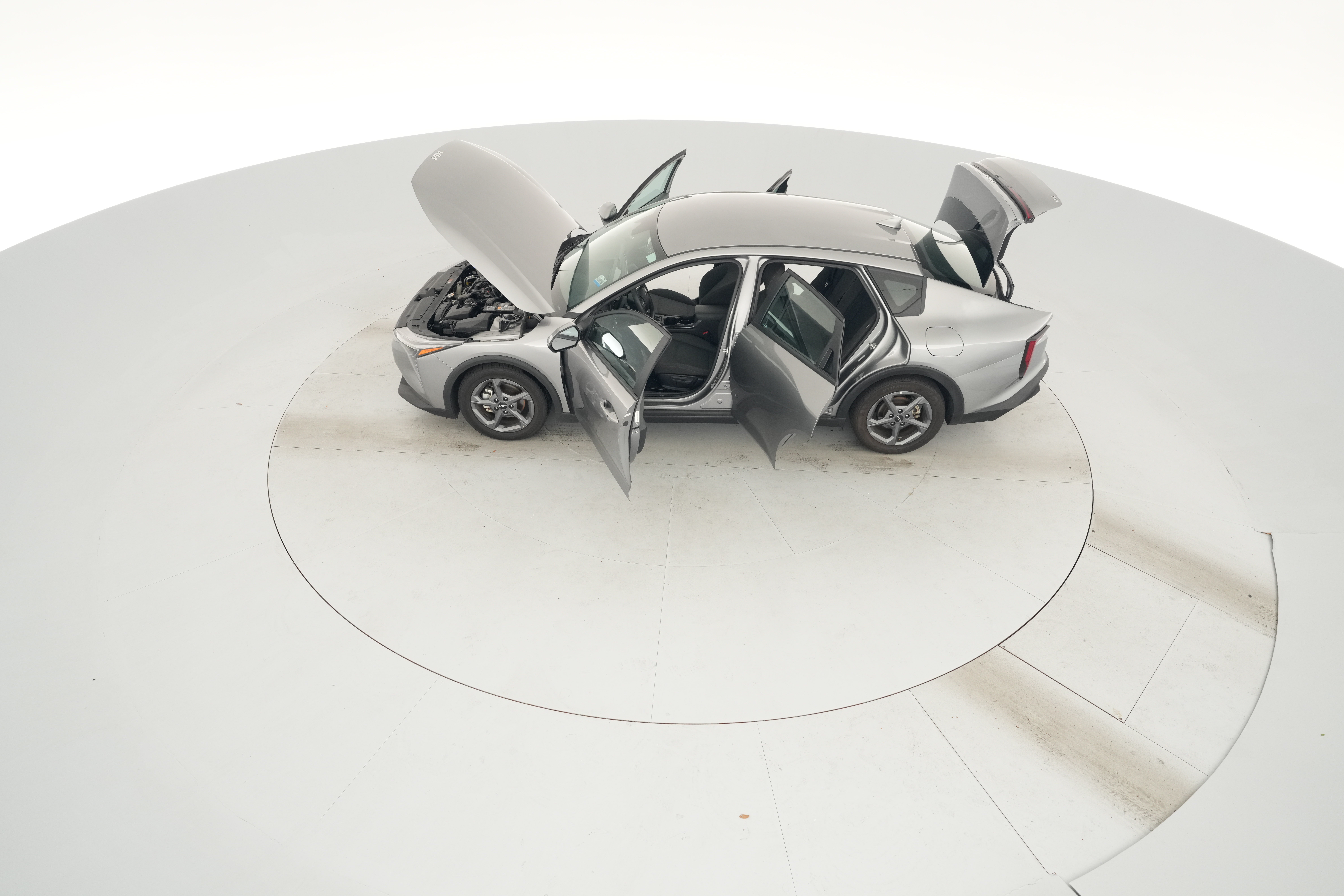 2025 Kia K4 LXS - Photo 43